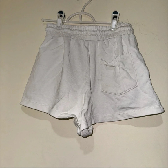 Women’s Zara Brand White Summer Sweat Style Comfortable Soft Cozy Shorts Size: S - Picture 10 of 16